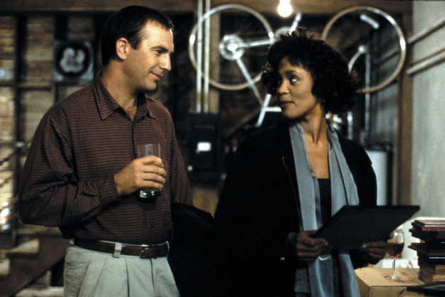 To Kevin Costner namówił Whitney Houston na rolę..