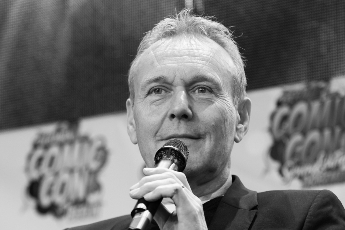 Anthony Head, znany z „Buffy: Postrach wampirów”, nie żyje. Córki uwielbianego aktora poinformowały o przyczynie śmierci